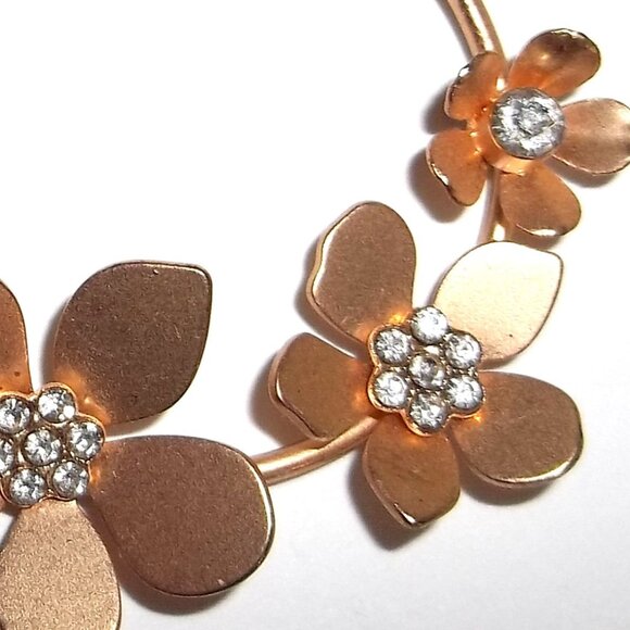 Gold Hoop Earrings with Flowers Sparkly White Faux Diamond Rhinestones Set D158 - Picture 2 of 4